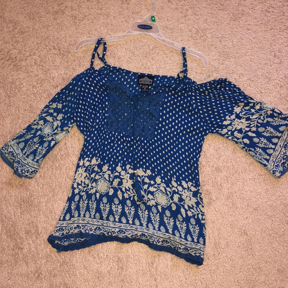 Off the shoulder Blouse